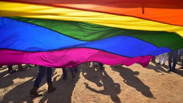 চিন্তা এবং উৎকন্ঠার সঙ্গে বিশ্বকাপের আবহে দিন কাটাচ্ছেন কাতারে বসবাসকারী সমপ্রেমী মানুষেরা