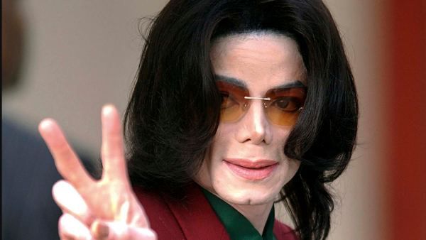 মাইকেল জ্যাকসনের মৃত্যু নিয়ে চাঞ্চল্যকর দাবি মেয়ে প্যারিসের