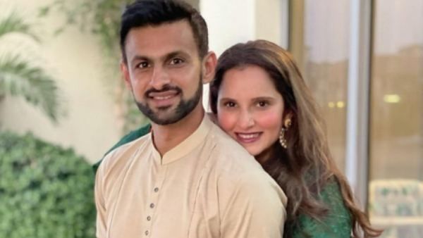 ডিভোর্সের গুজব তুঙ্গে, সকলকে অবাক করে দিয়ে সানিয়াকে জন্মদিনের শুভেচ্ছা স্বামী শোয়েবের