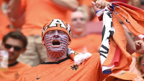 গাকপো ও ক্লাসেনের গোলে জয় দিয়ে বিশ্বকাপ অভিযান শুরু নেদারল্যান্ডসের, লড়াই করল সেনেগাল