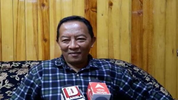 Binay Tamang: দার্জিলিং এখন পলিটিক্যাল দুবাই! দলত্যাগের পরেই তৃণমূলের বিরুদ্ধে বিস্ফোরক বিনয় তামাং