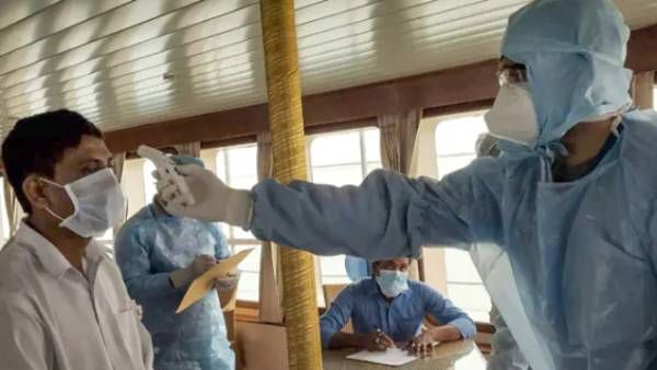 Covid: তিন দিনে ৩৯ আন্তর্জাতিক যাত্রী পজিটিভ! ৬ দেশ থেকে আগতদের করোনা নেগেটিভ রিপোর্ট বাধ্যতামূলক হতে পারে