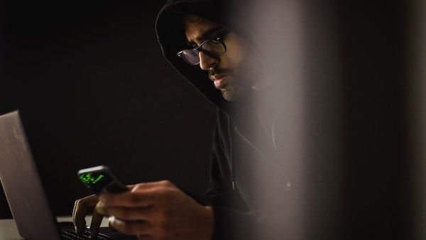 Cyber Alert: শুধু মিসড কলেই অ্যাকাউন্ট থেকে গায়েব ৫০ লক্ষ টাকা! কীভাবে সম্ভব হল