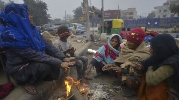 Winter in India: দিল্লির তাপমাত্রা নামল ৩ ডিগ্রিতে, শ্রীনগরে -৫.৮! শৈত্যপ্রবাহের কবলে সমগ্র উত্তর ভারত