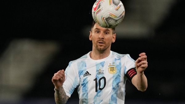 'রেগে যাওয়া মেসি আমাকে, মারাদোনার কথা মনে করাচ্ছে'