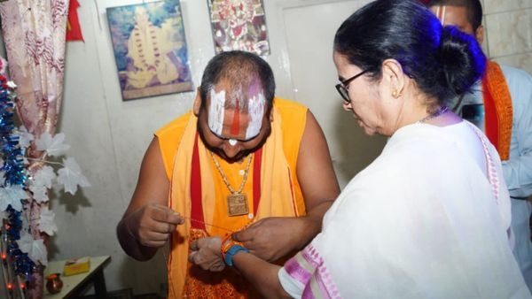 Gangasagar Mela-তে জনজোয়ারের আশঙ্কা! প্রস্তুতি খতিয়ে দেখতে সাগরে যাচ্ছেন মমতা