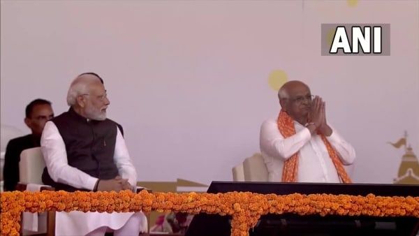 Gujarat CM Oath Ceremony: দ্বিতীয়বারের জন্যে নরেন্দ্র-গড়ে মুখ্যমন্ত্রী হিসাবে শপথ নিলেন ভুপেন্দ্র