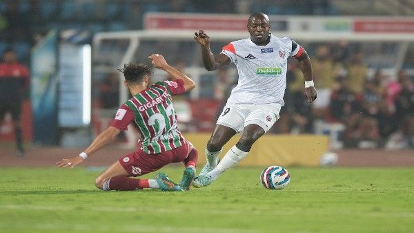 পাহাড়ে মুখ থুবড়ে পড়ল সবুজ-মেরুন, নর্থইস্ট ইউনাইটেডের বিরুদ্ধে থমকে গেল এটিকে মোহনবাগানের বিজয় রথ