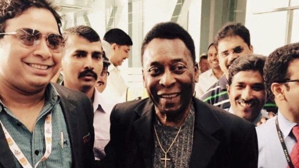 বাংলার মিষ্টিতে নিজের মুখ দেখে 'সম্রাট' বলেছিলেন, 'পেলে ইটিং পেলে'