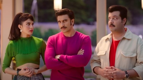 বড়দিনের আগেই মুক্তি পেল রণবীর সিং অভিনীত সার্কাস, পড়ুন সিনেমার রিভিউ