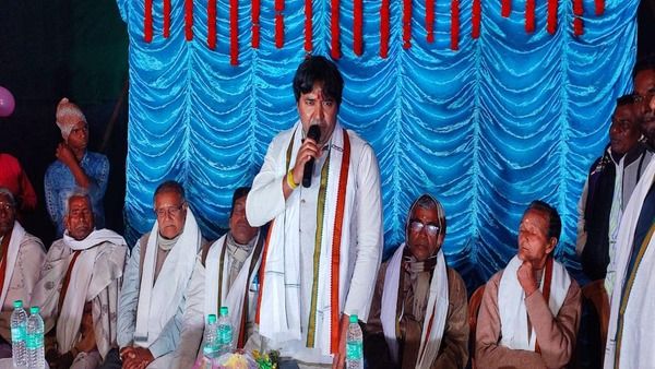 নামমাত্র বিধায়ক, নেই সাংগঠনিক ক্ষমতা! অনুব্রত গড়ে তৃণমূল বিধায়কের মন্তব্যে নিশানায় কে