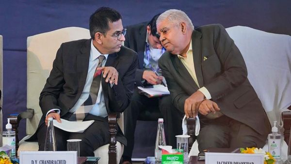 সংবিধানের মূল কাঠামোকে ধ্রুবতারার সঙ্গে তুলনা প্রধান বিচারপতির, খারিজ ধনখড়ের তত্ত্ব