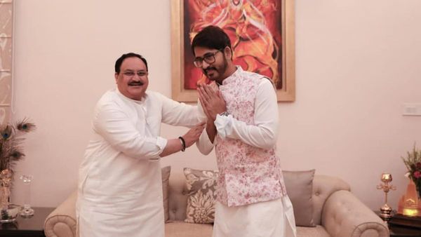 'তৃণমূলের অনেক সৎ নেতা বিজেপিতে আসতে চাইছে', দলবদলের জল্পনা উড়িয়ে বললেন হিরণ