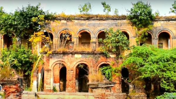 লর্ড ক্যানিং নাকি এখনও ঘুরে বেড়ান এই বাংলোয়, কলকাতার কাছেই রয়েছে সেই রহস্য ঘেরা সেই বাড়ি