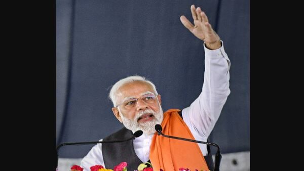 'ইন্ডিয়া: দ্য মোদী কোশ্চেন': বিদেশমন্ত্রকের সমালোচনা! প্রধানমন্ত্রী মোদীর ওপরে বিবিসির সিরিজ সরাল ইউটিউব