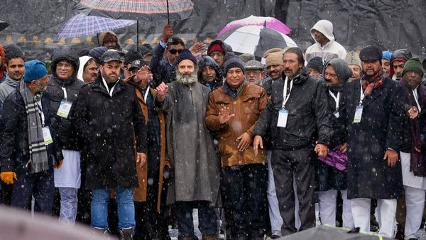 কাশ্মীরে পদযাত্রা করার খোলা চ্যালেঞ্জ অমিত শাহকে, ভারত জোড়ো যাত্রা শেষে রাহুল