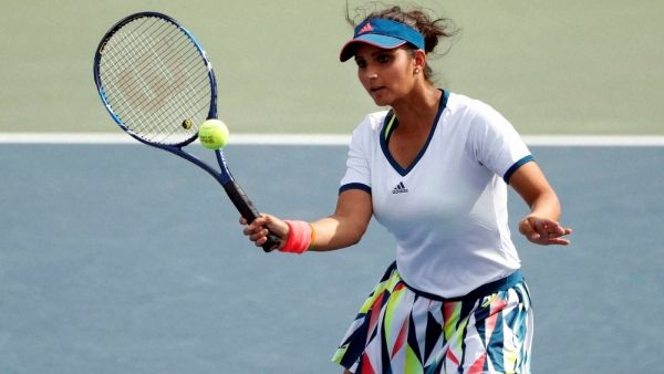 শোয়েব মালিককে বিয়ে থেকে জাতীয় পতাকাকে অসম্মান, সানিয়া মির্জার কেরিয়ারে বড় পাঁচটি বিতর্ক