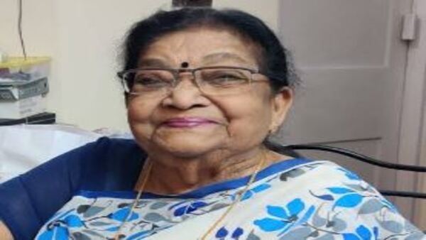 ফের সুরের জগতে ছন্দপতন! প্রয়াত বিশিষ্ট রবীন্দ্রসঙ্গীত শিল্পী সুমিত্রা সেন