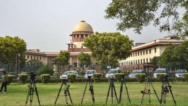Supreme Court on Note Ban: নোট বাতিল বৈধ! সুপ্রিম কোর্টের বড় রায়ে স্বস্তিতে কেন্দ্র