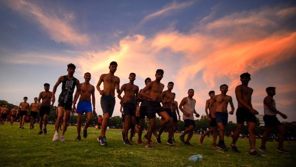 আধাসামরিক বাহিনীতে অগ্নিবীরদের সংরক্ষণ! 'শর্ত' আরোপ স্বরাষ্ট্রমন্ত্রকের