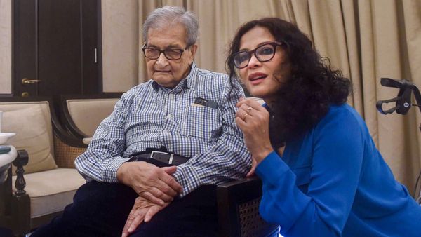 প্রতিশ্রুতি দিয়েছিলেন মুখ্যমন্ত্রী, জেড প্লাস ক্যাটাগোরির নিরাপত্তা পেলেন অমর্ত্য সেন