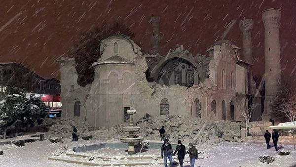 Earthquake: তুরস্ক-সিরিয়া জুড়ে নতুন করে একাধিক কম্পন অনুভূত! ফের বড় বিপর্যয়ের ইঙ্গিত?