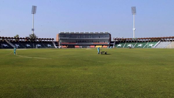 পাকিস্তান সুপার লিগে নজিরবিহীন ঘটনা! লাহোরের গদ্দাফিতে চুরি সিসিটিভি-সহ লক্ষাধিক মূল্যের সামগ্রী