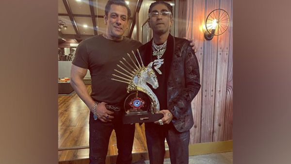 বিগবস ১৬ সিজনের বিজয়ী হলেন এমসি স্ট্যান, কী কী জিতলেন সঙ্গীতশিল্পী জানেন