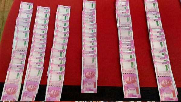 Fake Note: গোপন সূত্রে হানা দিয়ে বিরাটি থেকে ২৪ লক্ষ টাকার জাল নোট উদ্ধার করল শুল্ক দফতর