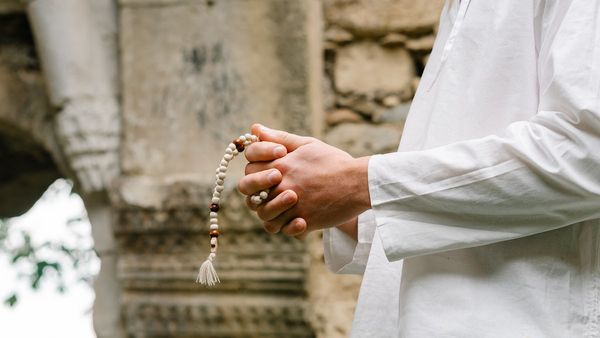 কিছুতেই মিলছে না বউ, ঈশ্বরের কাছে বিয়ের আর্জি নিয়ে ১০৫ কিলোমিটার হেঁটে পাড়ি দেবে ২০০ পাত্র