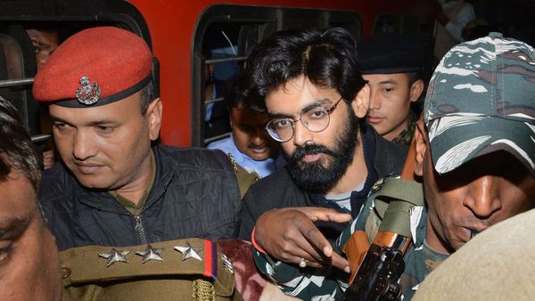 জামিয়ার হিংসার ঘটনায় বেকসুর খালাস শারজিল ইমাম! স্বস্তি আসিফ ইকবাল তানহার