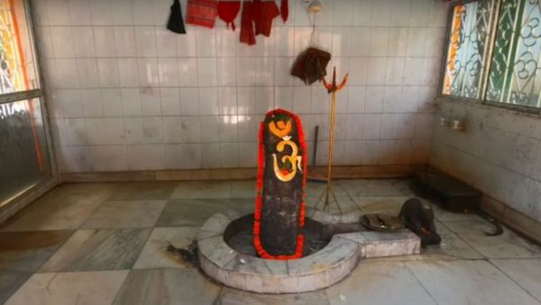 গভীর অরণ্যের মাঝে শিবমন্দির, বেড়িয়ে আসুন কলকাতার কাছেই গণপুরের জঙ্গল থেকে