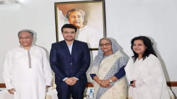 হাসিনার সঙ্গে সৌজন্য সাক্ষাৎ সৌরভের, বাংলাদেশের কোচ হওয়ার প্রস্তাব পেলে কী করবেন?
