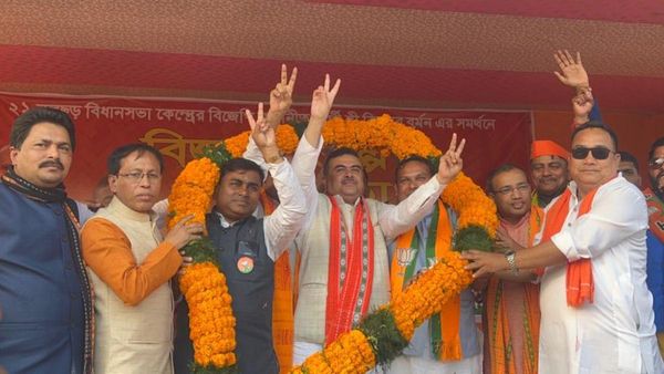 বাংলায় সাংসদ-বিধায়করা সমর্থন দিলেও রাজ্যভাগে না শুভেন্দুর! কী অবস্থান বিজেপির