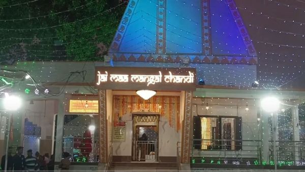 যেতে হবে না পাহাড়ে, কলকাতার কাছেই রয়েছে বৈষ্ণোদেবীর মন্দির