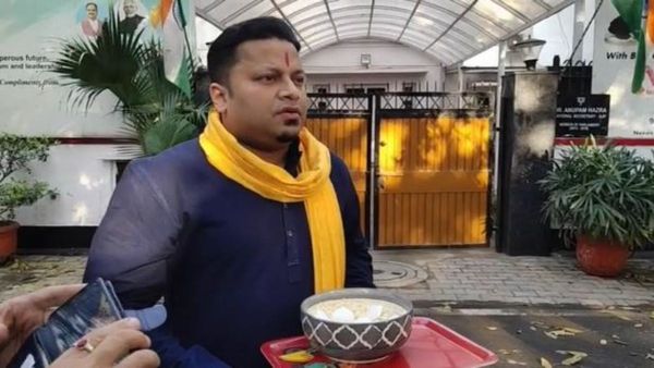 অনুব্রতকে ক্ষুদিরাম বানিয়েছে তৃণমূল, এবার রাজসাক্ষী হওয়ার বার্তা ভাইপো অনুপমের