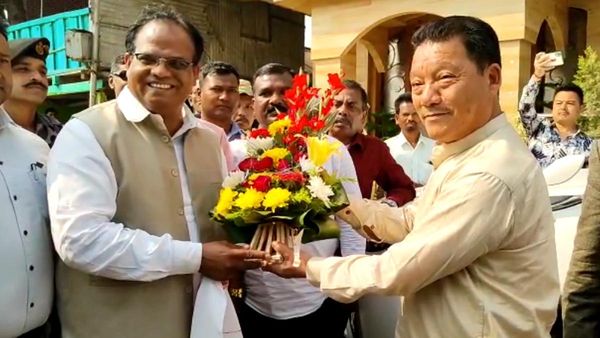 বিজেপির লক্ষ্য ২০২৪! পাহাড়ে জোট গড়তে পঞ্চায়েত নির্বাচনের আগে গুরুংকে ফ্রি-হ্যান্ড