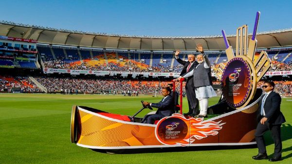 মেলবোর্নের বিশ্বরেকর্ডের কাছেই যেতে পারল না আমেদাবাদ, মোদীর উপস্থিতিতেও মুখ পুড়ল বিসিসিআইয়ের