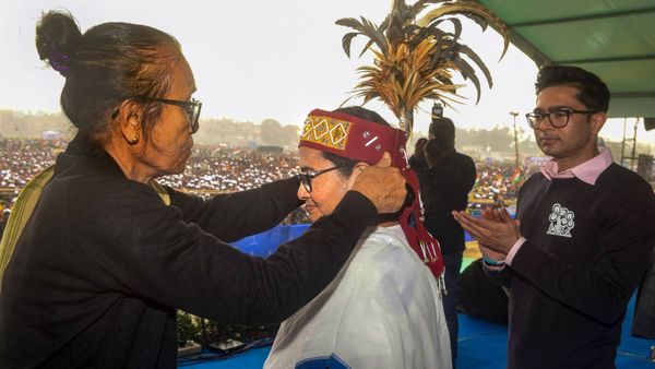 প্রথম লড়েও মেঘালয়ে অস্তিত্ব জানান দিয়েছে তৃণমূল কংগ্রেস, কংগ্রেস-বামেদের সঙ্গে সমান টক্কর