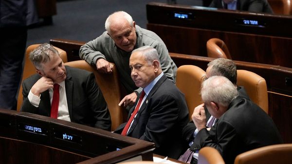 সরকারের সিদ্ধান্তে বিদ্রোহ ইজরায়েলি এয়ার ফোর্সে! প্রবল চাপে নেতানিয়াহু