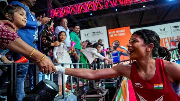 নিখাত বিশ্ব বক্সিং চ্যাম্পিয়নশিপে এগিয়ে চলেছেন সোনার দিকে, পদক নিশ্চিত নীতু ও সুইটির