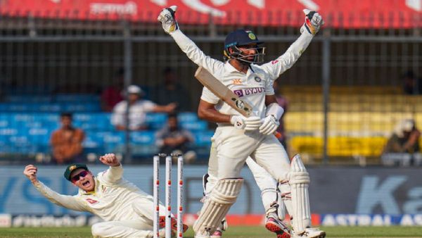 ইন্দোর টেস্টে জেতার হুঙ্কার উমেশের, ততটা আত্মবিশ্বাসী নন পূজারা, দুই ক্যাচেই বেসামাল ভারত