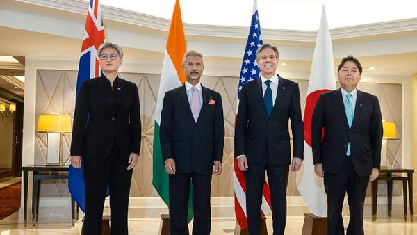 দক্ষিণ চিন সাগরে চিনের আগ্রাসান নিয়ে সরব ভারত! উদ্বেগ বাড়ল বেজিংয়ের