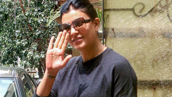 হৃদরোগে আক্রান্ত সুস্মিতা সেন, করা হয়েছে অ্যাঞ্জিওপ্লাস্টি, এখন কেমন আছেন বলি ডিভা?