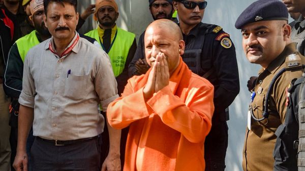 যোগী আদিত্যনাথের শাসনে গ্যাংস্টাররা ভয়ে ‘সসেমিরা’, আইনশৃঙ্খলা রক্ষায় কড়া প্রশাসন