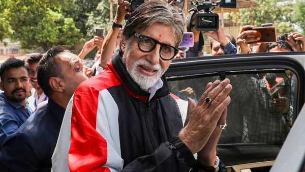 একসঙ্গে মদ্যাপান-সিগারেট ছাড়বেন কীভাবে, পন্থা বাতলে দিলেন খোদ বিগ-বি