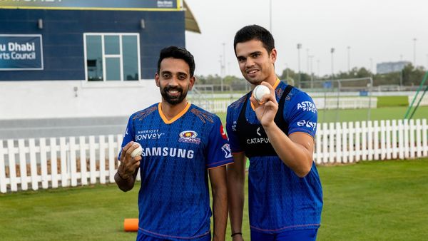 অর্জুনের অভিষেকে বিরল নজির, আইপিএলে পিতা পুত্রের প্রথম যুগলবন্দি