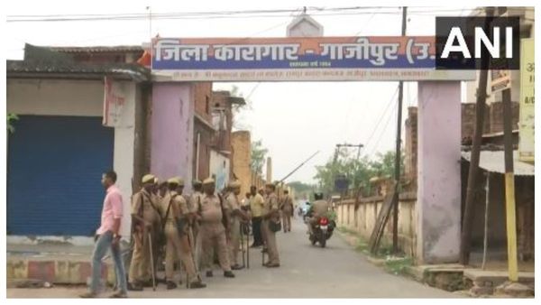 রাহুল গান্ধীর পরে এবার বিএসপি সাংসদ! লোকসভার সদস্যপদ যাওয়া শুধুমাত্র সময়ের অপেক্ষা