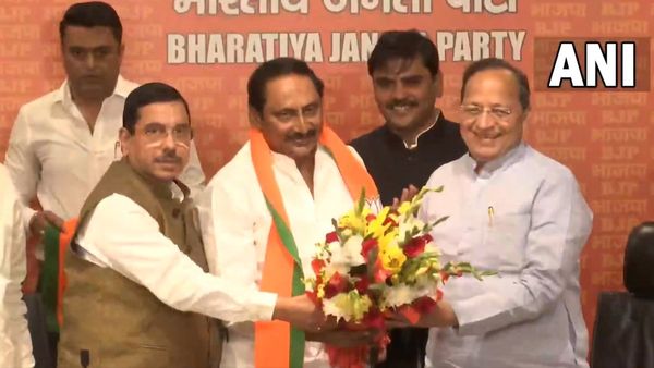 কংগ্রেসে আরও ধাক্কা! এক প্রভাবশালী নেতা ও প্রাক্তন মুখ্যমন্ত্রীর যোগদান বিজেপিতে