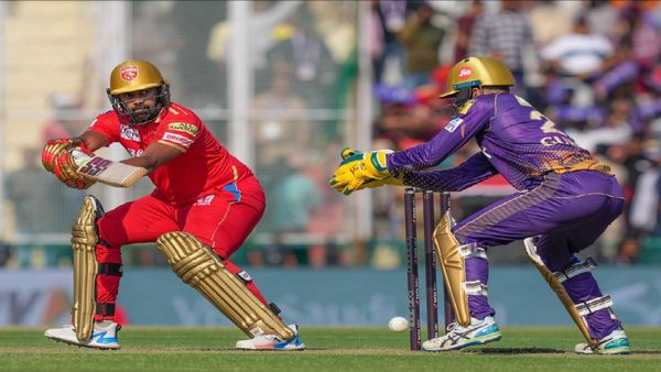 IPL 2023: পাঞ্জাব কিংসের ঝড় থামিয়ে দুশোর কমে আটকাল কেকেআর, ভানুকার হাফ সেঞ্চুরি